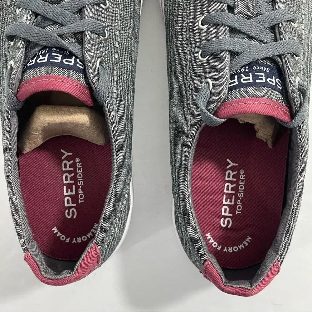 NEW Sperry Big Kids Striper II Ltt  Sneakers Boys Size 6 EU 38 Grey Maroon Shoes